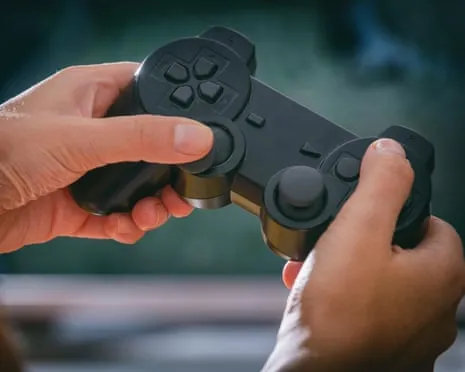 What Makes Some Players Reverse Their Game Inputs? Scientists Reveal Insights, And They Are Not What Your Assumptions